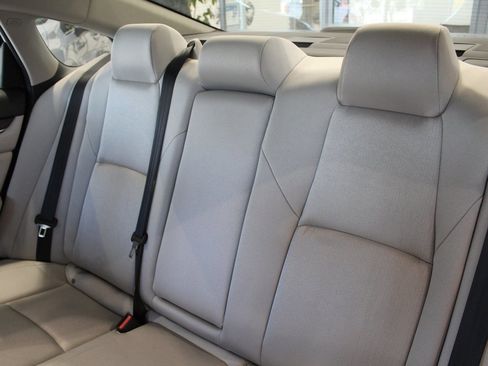 Used 2021 Honda Accord LX image 17