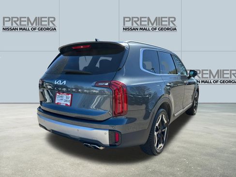 Used 2023 Kia Telluride S w/ S Sunroof Package image 5