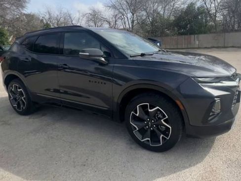 Used 2021 Chevrolet Blazer RS w/ Enhanced Convenience Package image 2