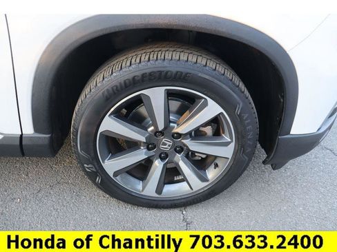 Used 2024 Honda Pilot Elite image 33