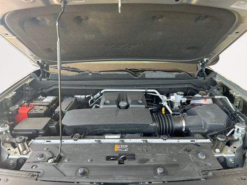 New 2025 GMC Canyon AT4 w/ Nightfall Edition image 28