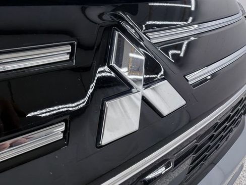 Used 2025 Mitsubishi Outlander SEL AWD/4WD image 11
