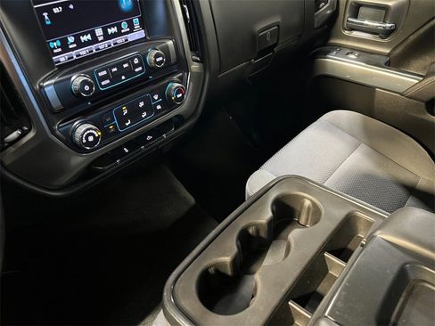 Used 2017 Chevrolet Silverado 1500 LT image 33