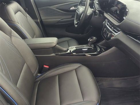 Used 2025 Buick Envista Sport Touring w/ Convenience I Package image 26