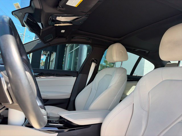 Used 2017 BMW 530i RWD image 18