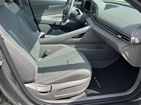 New 2026 Hyundai Elantra SEL Sport Premium w/ Cargo Package FWD image 13