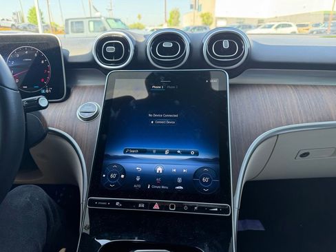 Used 2025 Mercedes-Benz C 300 4MATIC Sedan image 9