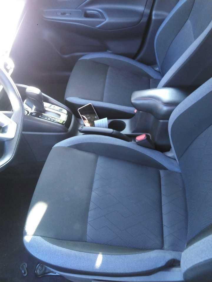 Used 2024 Nissan Versa SV FWD image 8