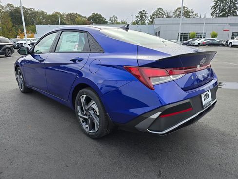 New 2025 Hyundai Elantra Sport image 6