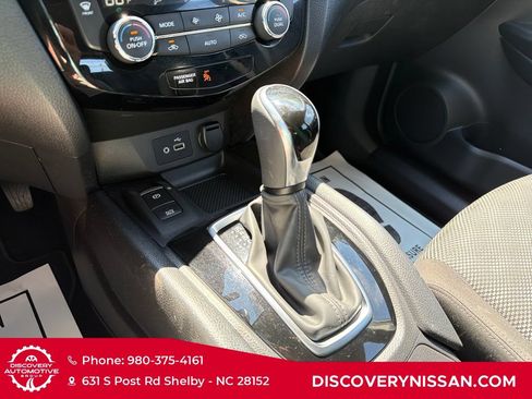 Certified 2019 Nissan Rogue Sport SV w/ Technology Package FWD image 20