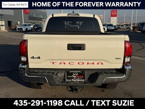 Used 2022 Toyota Tacoma SR5 image 8