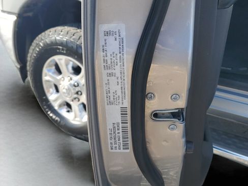 Used 2024 RAM 2500 Big Horn image 29