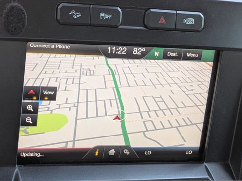 Used 2015 Ford F150 Platinum w/ Equipment Group 701A Luxury image 30