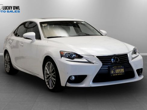 Used 2014 Lexus IS 250 RWD image 3