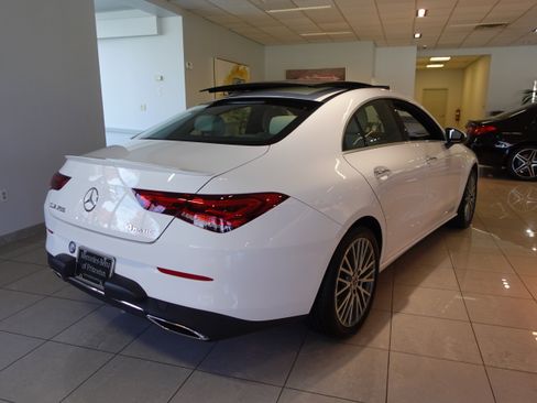 Certified 2022 Mercedes-Benz CLA 250 CLA 250 4MATIC Coupe image 4