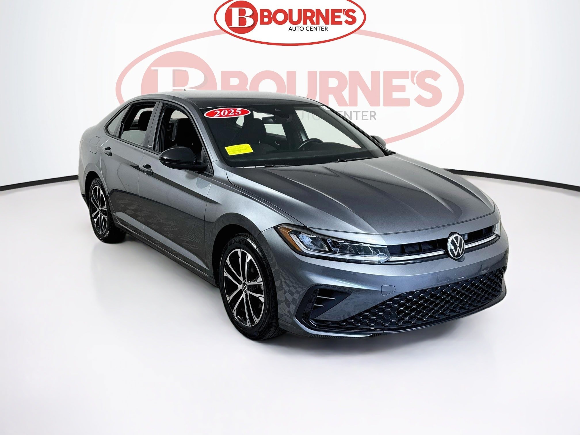 Used 2025 Volkswagen Jetta Sport FWD image 1