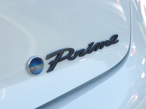 Certified 2024 Toyota Prius Prime FWD image 7