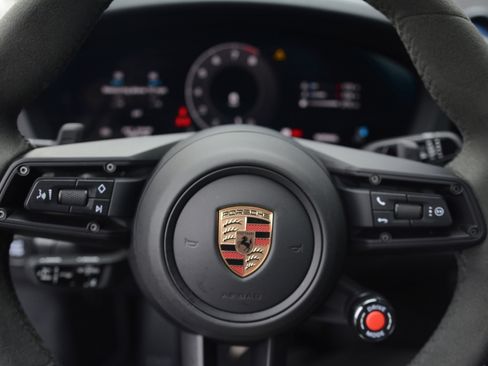 Certified 2025 Porsche 911 Carrera T image 17