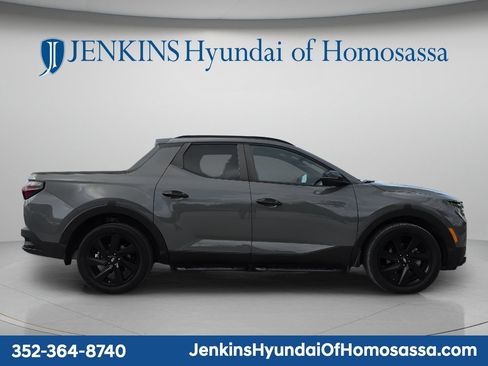 Used 2023 Hyundai Santa Cruz Night w/ Winter Package AWD/4WD image 2