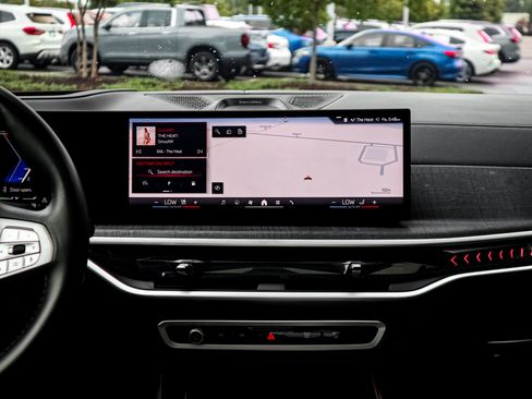 Used 2025 BMW ALPINA XB7 AWD/4WD image 30