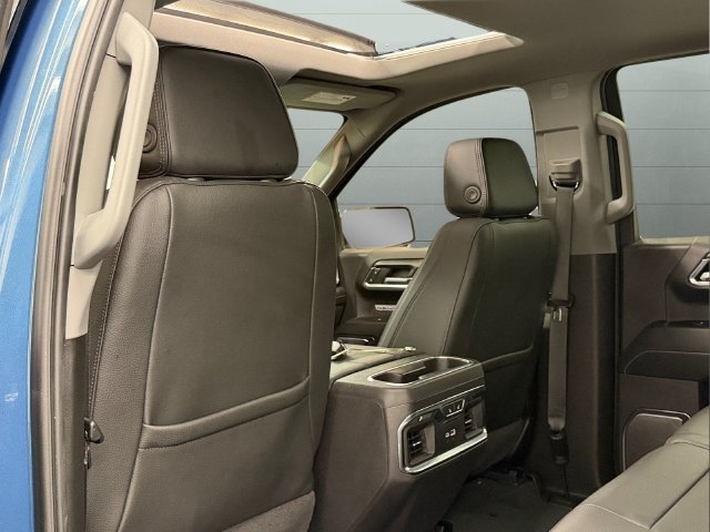 Used 2024 GMC Sierra 1500 Denali w/ Denali Reserve Package AWD/4WD image 30