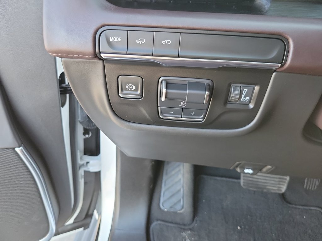 Certified 2021 Cadillac Escalade Sport Platinum RWD image 17