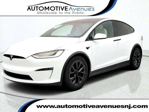 Used 2022 Tesla Model X AWD/4WD image 1