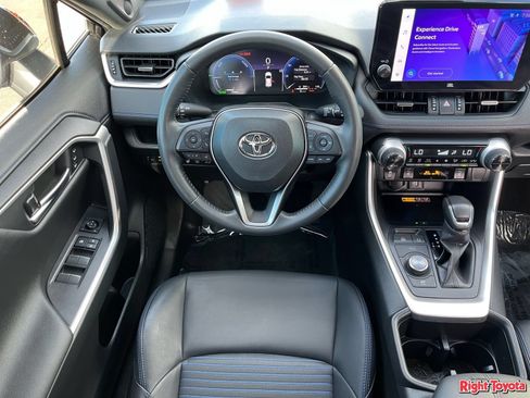 Certified 2024 Toyota RAV4 XSE w/ Advanced Technology Package AWD/4WD image 17