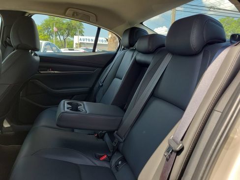 Used 2024 MAZDA MAZDA3 s FWD image 18