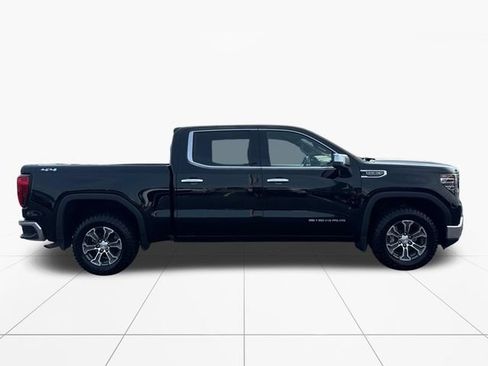 Used 2025 GMC Sierra 1500 SLT AWD/4WD image 7