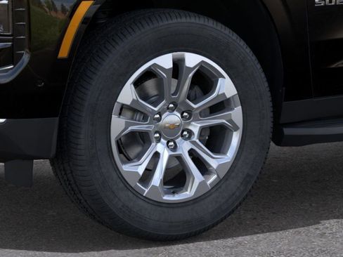 New 2026 Chevrolet Suburban LS image 9