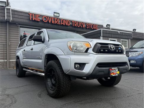 Used 2013 Toyota Tacoma Lifted Falken A/T Tires w/ SR5 Pkg image 2