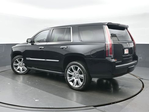 Used 2015 Cadillac Escalade Premium image 5
