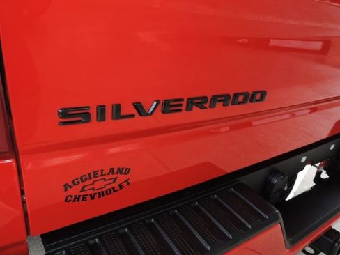 Certified 2024 Chevrolet Silverado 1500 Custom w/ LPO, Dark Essentials Package RWD image 18