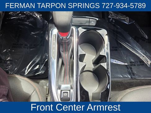 Used 2025 Chevrolet Trax RS w/ Sunroof Package FWD image 30