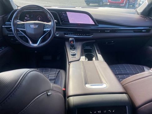 Certified 2022 Cadillac Escalade Premium Luxury Platinum image 6