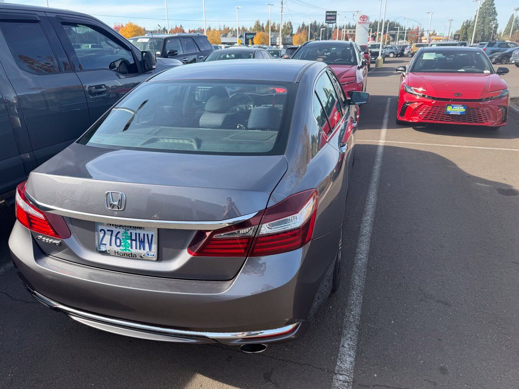 Used 2016 Honda Accord LX image 6