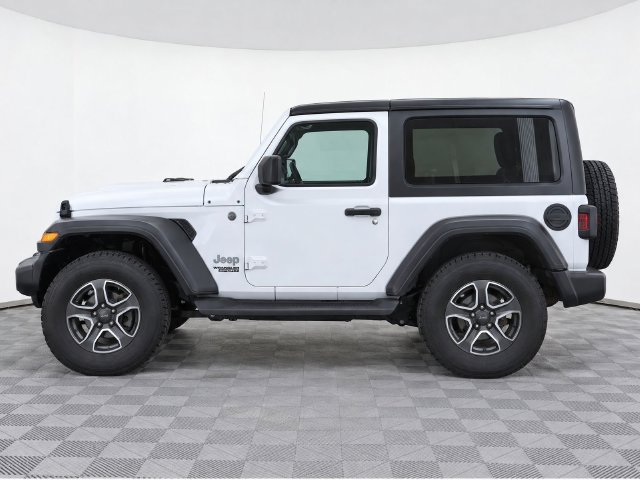 Used 2018 Jeep Wrangler Sport AWD/4WD image 7