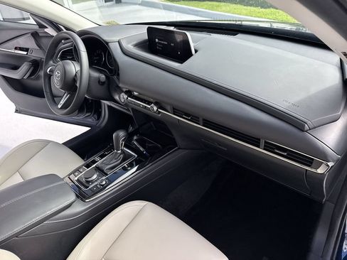 Used 2024 MAZDA CX-30 AWD 2.5 S w/ Preferred Package image 32