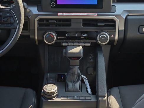 Certified 2026 Toyota Tacoma TRD Off-Road image 19