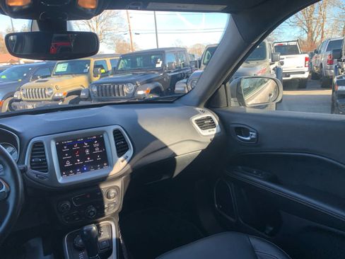 Used 2021 Jeep Compass Latitude w/ Sun and Sound Group image 36