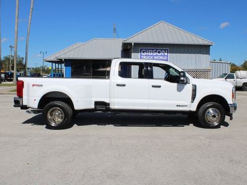 Used 2024 Ford F350 XLT w/ FX4 Off-Road Package image 13