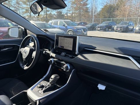 Used 2023 Toyota RAV4 AWD Hybrid image 13