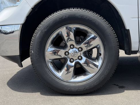 Used 2017 RAM 1500 Lone Star RWD image 28