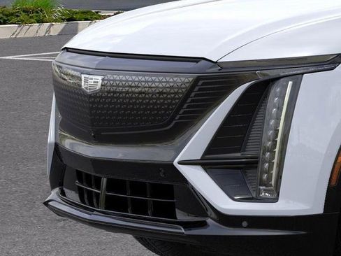 New 2026 Cadillac Lyriq Sport AWD/4WD image 13