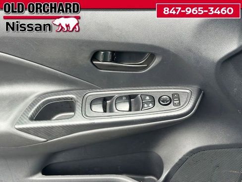 Used 2025 Nissan Versa S image 11