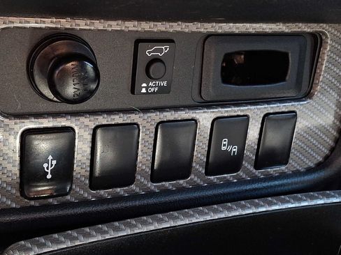 Used 2019 Mitsubishi Outlander SEL AWD/4WD image 21
