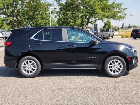 Used 2023 Chevrolet Equinox LT AWD/4WD image 36