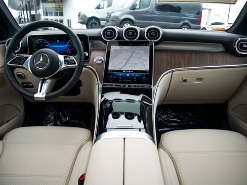 New 2026 Mercedes-Benz GLC 300 4MATIC image 17