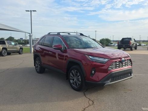 Used 2024 Toyota RAV4 Limited w/ Advanced Technology Package AWD/4WD image 4